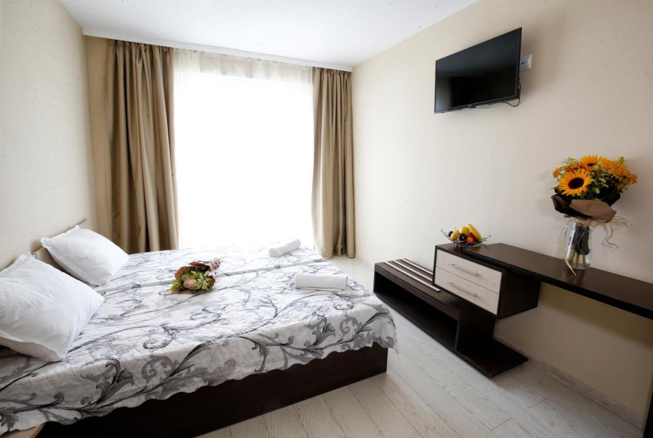 Stayinn Rainbow Houses Beachfront By Asteri Hotels Pantai Sunny Luaran gambar