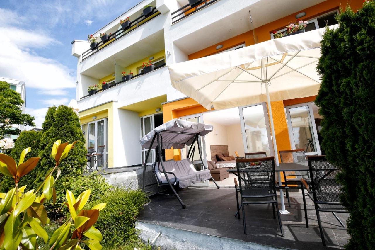 Stayinn Rainbow Houses Beachfront By Asteri Hotels Pantai Sunny Luaran gambar